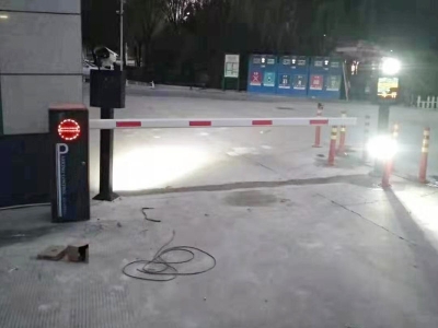小區(qū)道閘安裝案例
