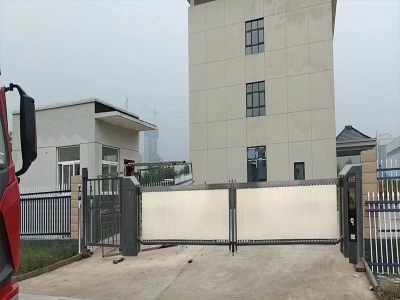 空降廣告閘