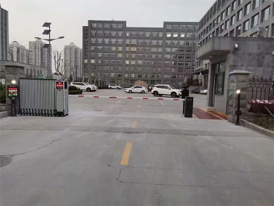 廣告道閘