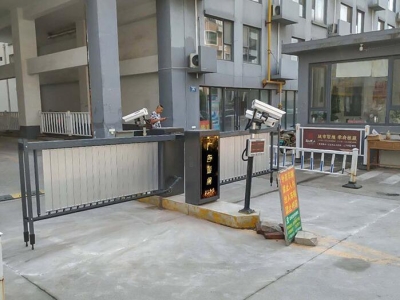 廣告道閘廠家