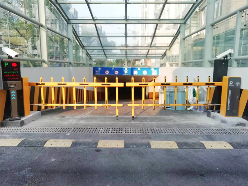 地下室停車場-空降閘案例