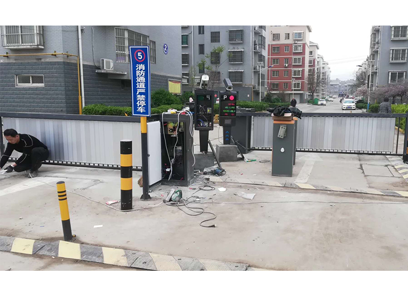 小區(qū)道閘安裝案例
