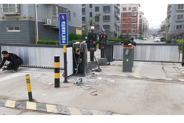 廣告道閘