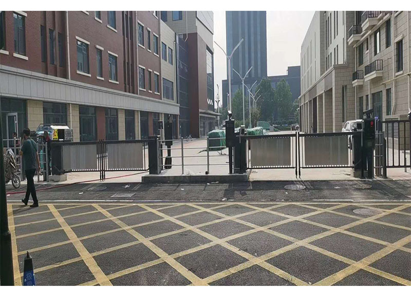 廣告道閘廠家
