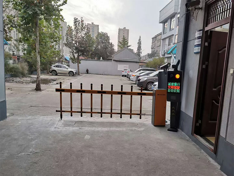 小區(qū)道閘案例