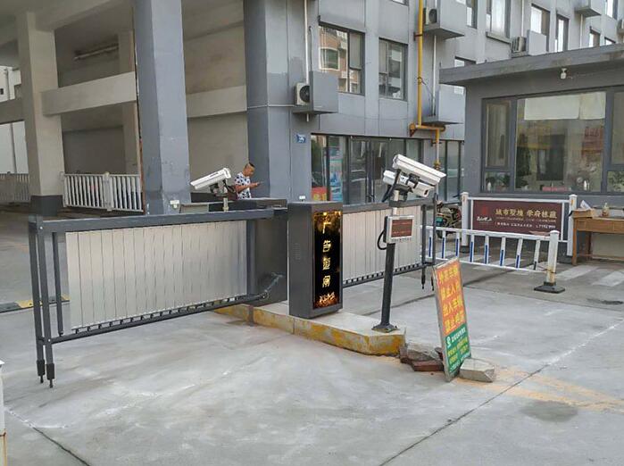廣告道閘