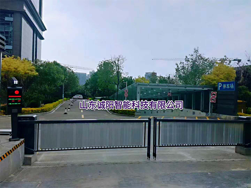 廣告道閘